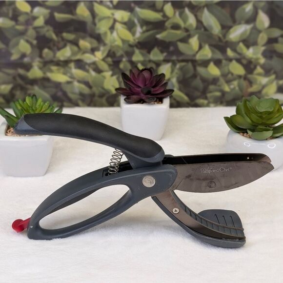 Pampered Chef Salad Chopper Scissors - Picture 3 of 15